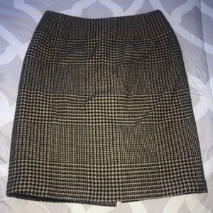 Talbots houndstooth skirt size 6